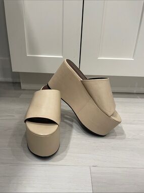 Simon Miller ‘Blackout’ Platform in Light Beige Vegan Leather Sandals Size 40